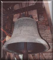 Wg tradycji jeden z dzwonw by odlewany z armat zdobytych przez wojska polskie podczas odsieczy wiedeskiej w 1683 r.